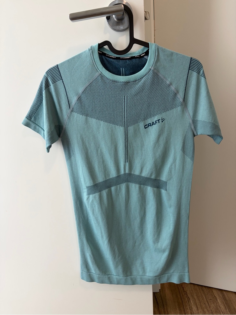 Craft W Light Blue Teal Seamless Biking Jersey Performance Tee